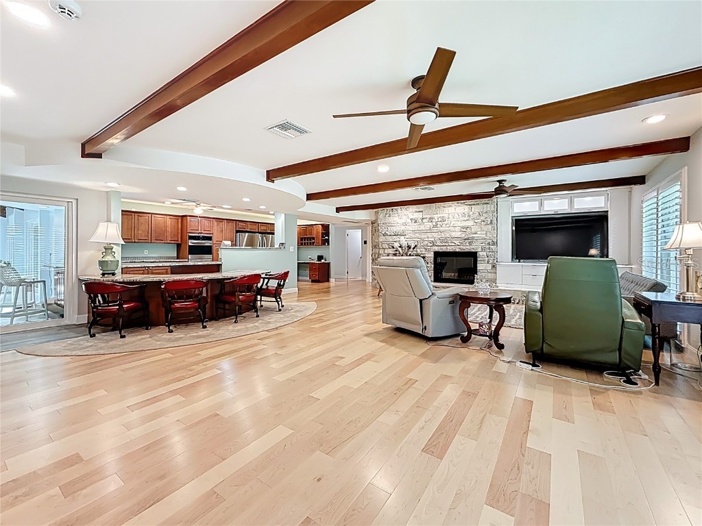 8693 15th Street N Saint Petersburg FL 33702 TB8438087 image24