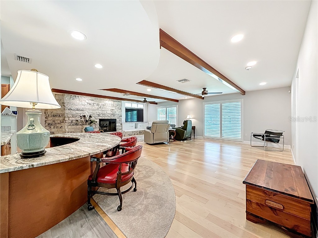 8693 15th Street N Saint Petersburg FL 33702 TB8438087 image26