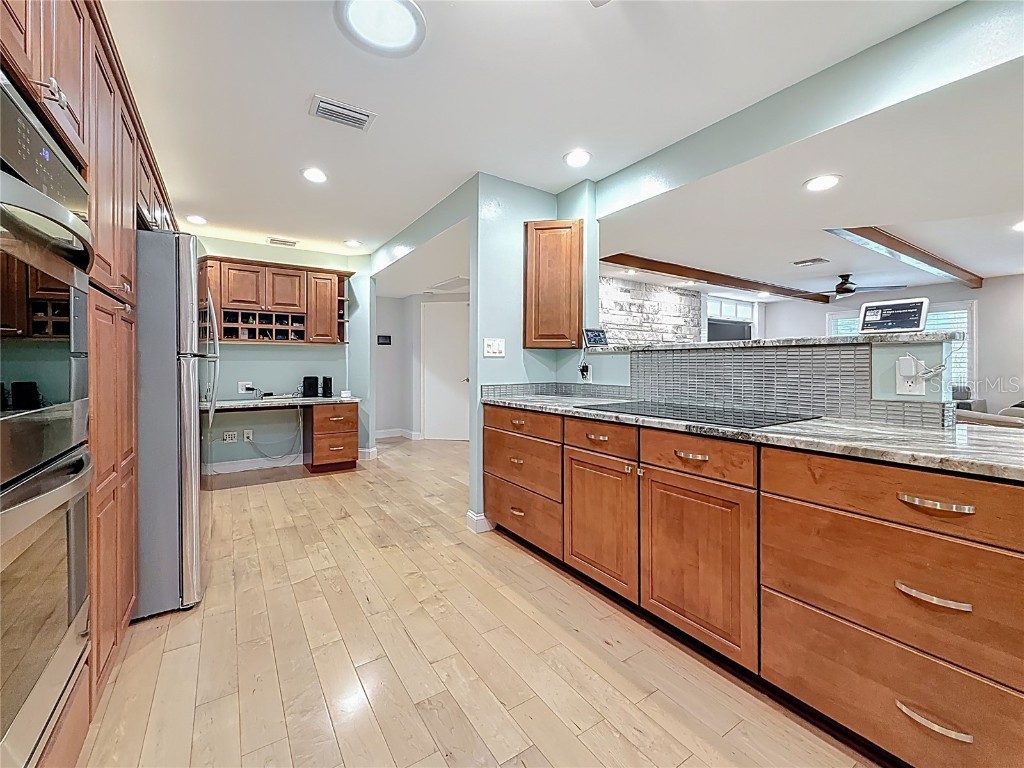 8693 15th Street N Saint Petersburg FL 33702 TB8438087 image36