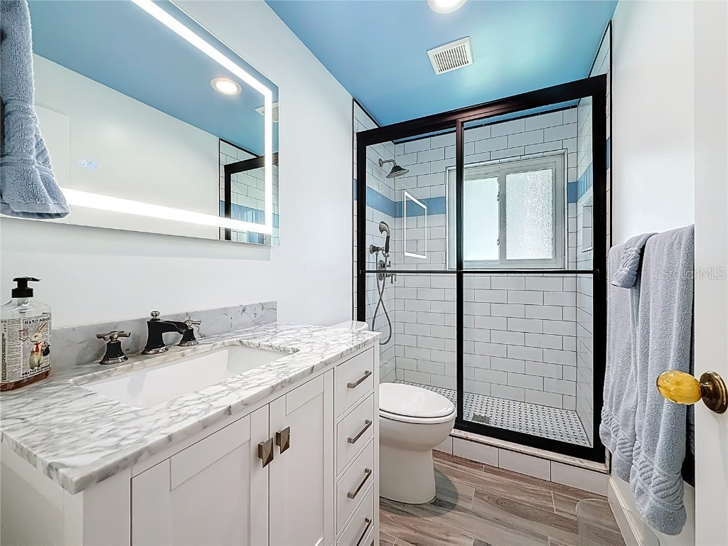 8693 15th Street N Saint Petersburg FL 33702 TB8438087 image72