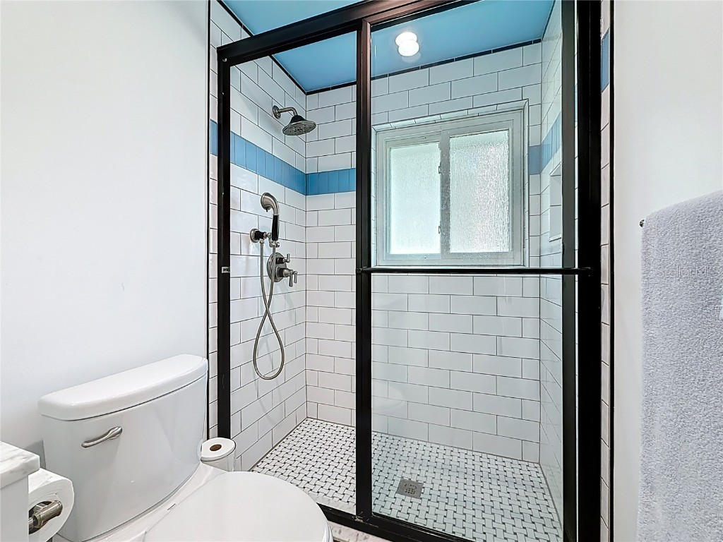 8693 15th Street N Saint Petersburg FL 33702 TB8438087 image73