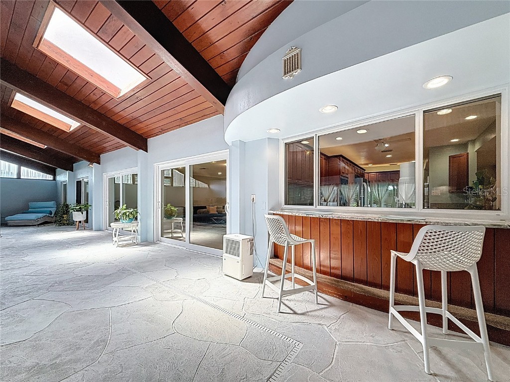 8693 15th Street N Saint Petersburg FL 33702 TB8438087 image75