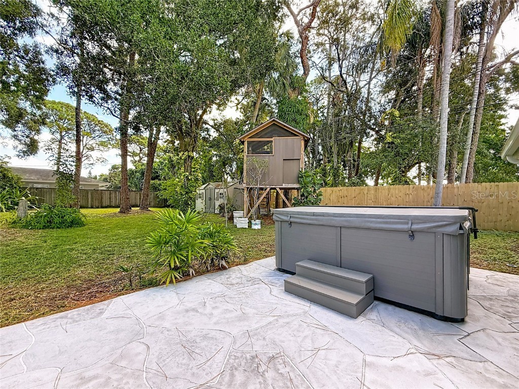 8693 15th Street N Saint Petersburg FL 33702 TB8438087 image84