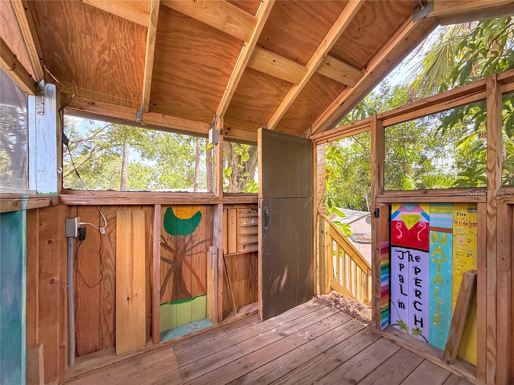 8693 15th Street N Saint Petersburg FL 33702 TB8438087 image90