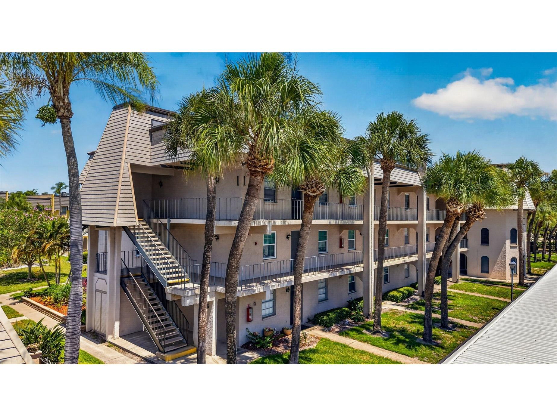 8693 Bardmoor Boulevard #301B Largo FL 33777 TB8523555 image1