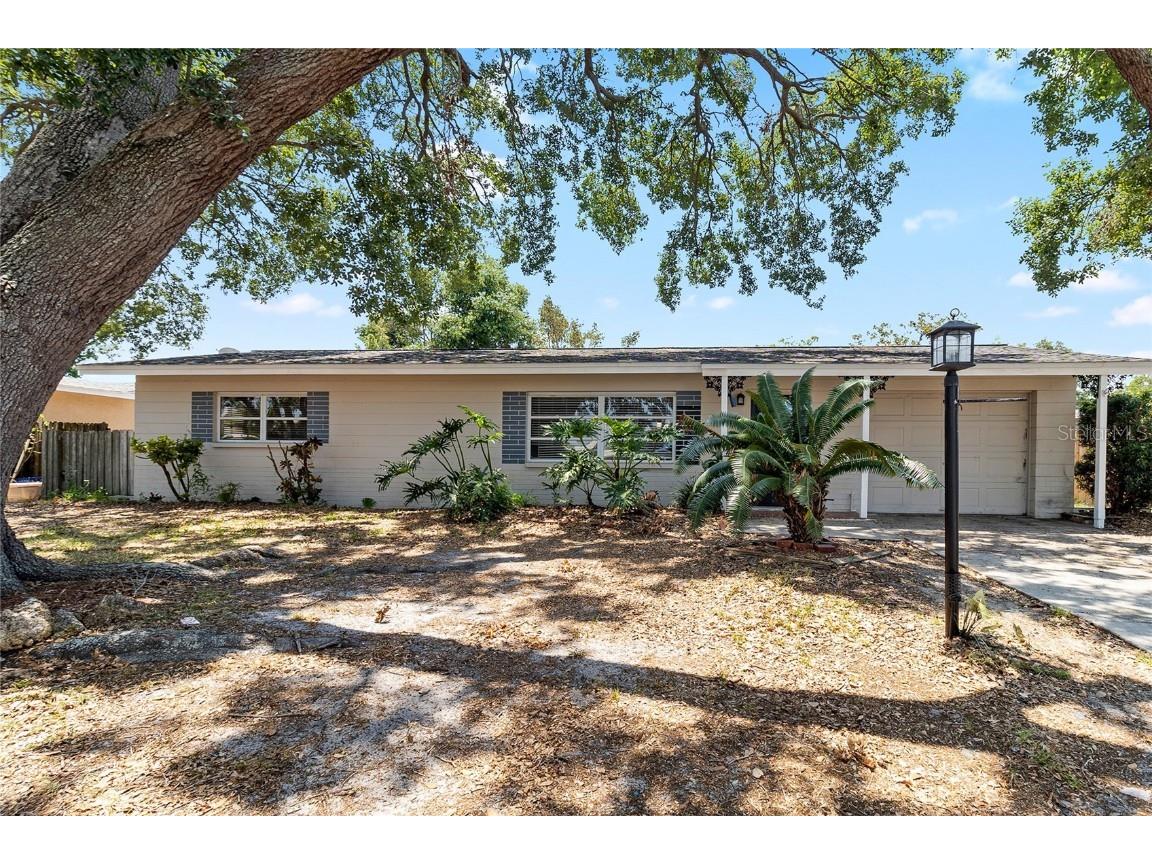 8696 118th Street Seminole FL 33772 TB8382076 image1