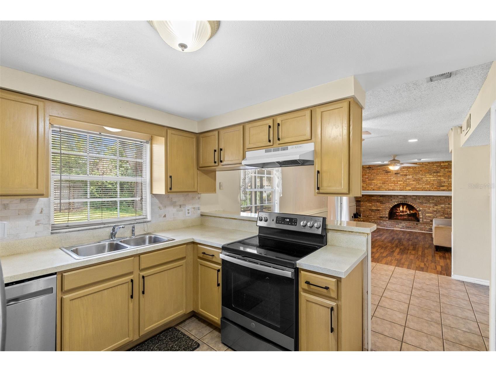 8698 Hillside Drive Orlando FL 32810 O6407316 image25