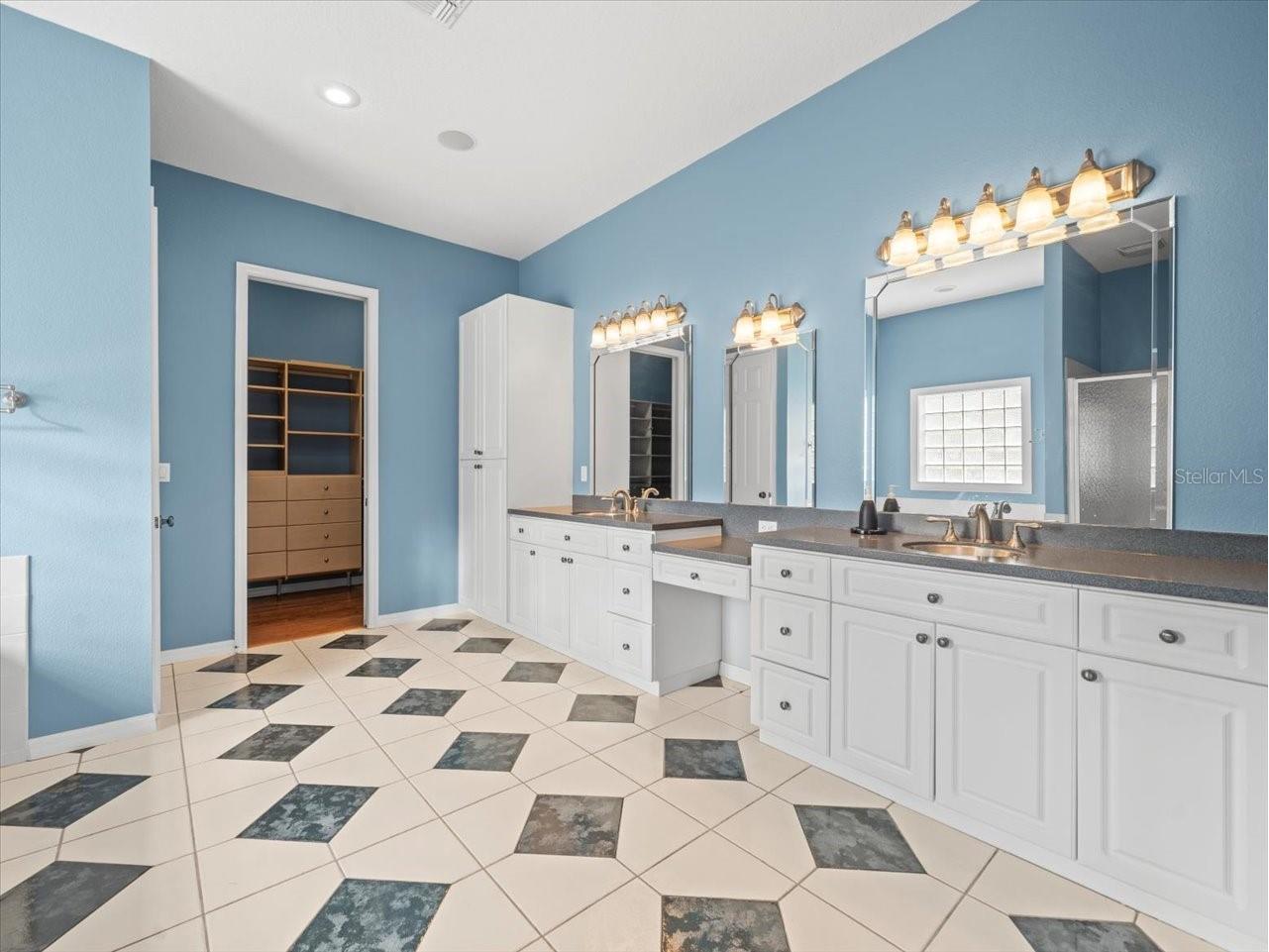 8698 Mississippi Run Weeki Wachee FL 34613 W7877900 image30