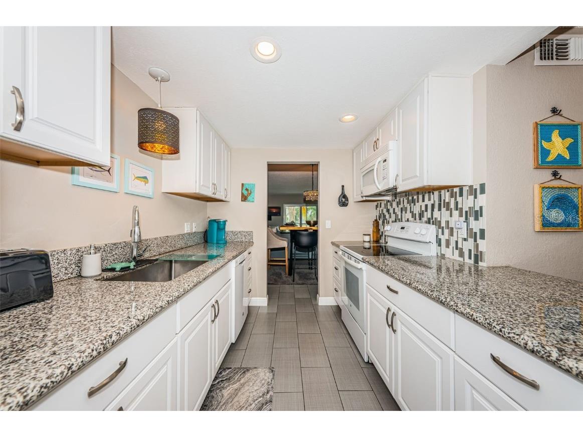 8699 Bardmoor Boulevard #203 Seminole FL 33777 TB8435779 image6