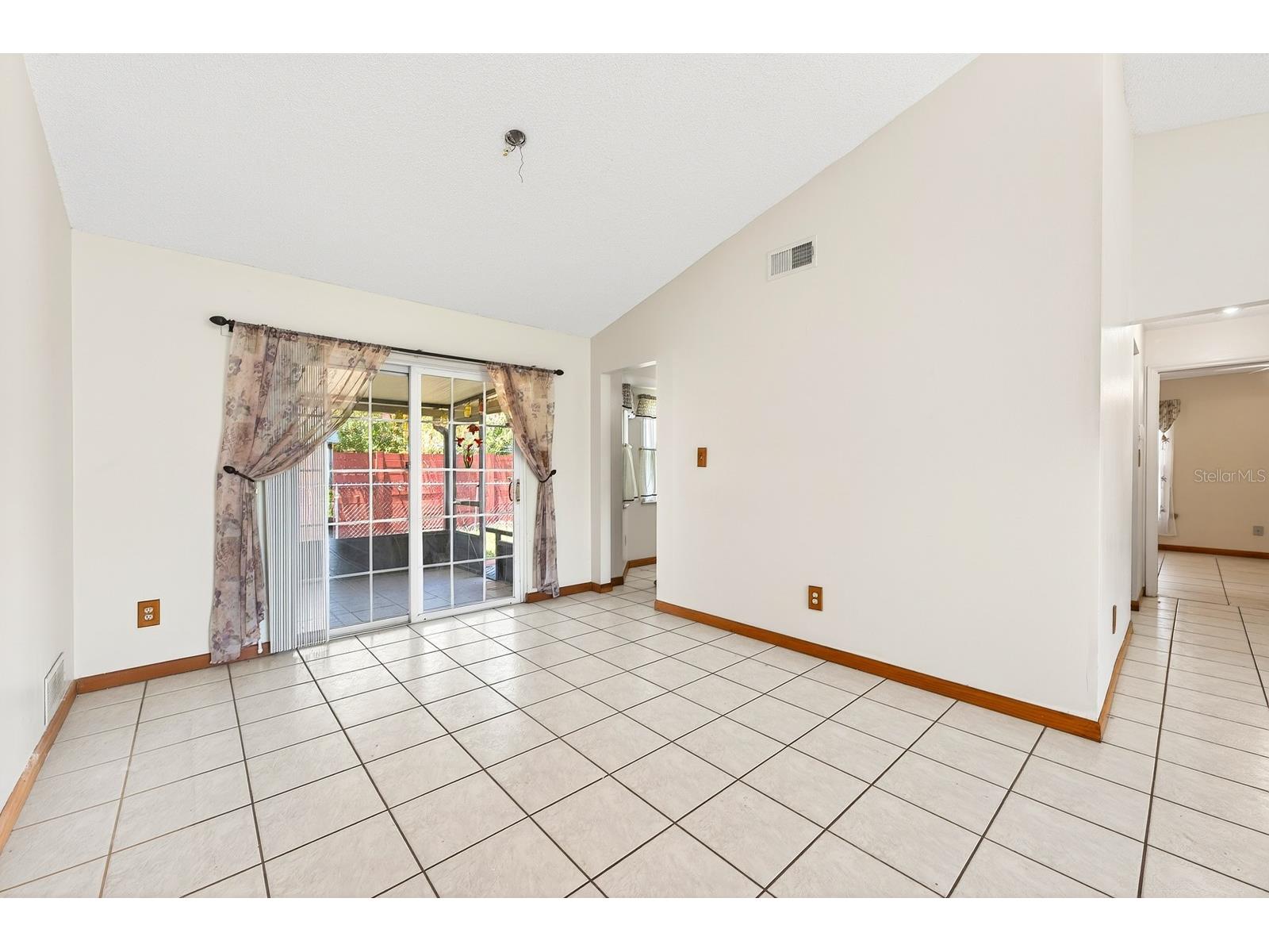 87 Florida Parkway Kissimmee FL 34743 O6405038 image7