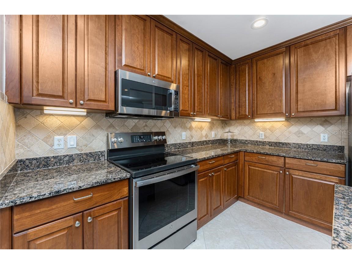 87 Vivante Blvd #8732 Punta Gorda FL 33950 C7505973 image22
