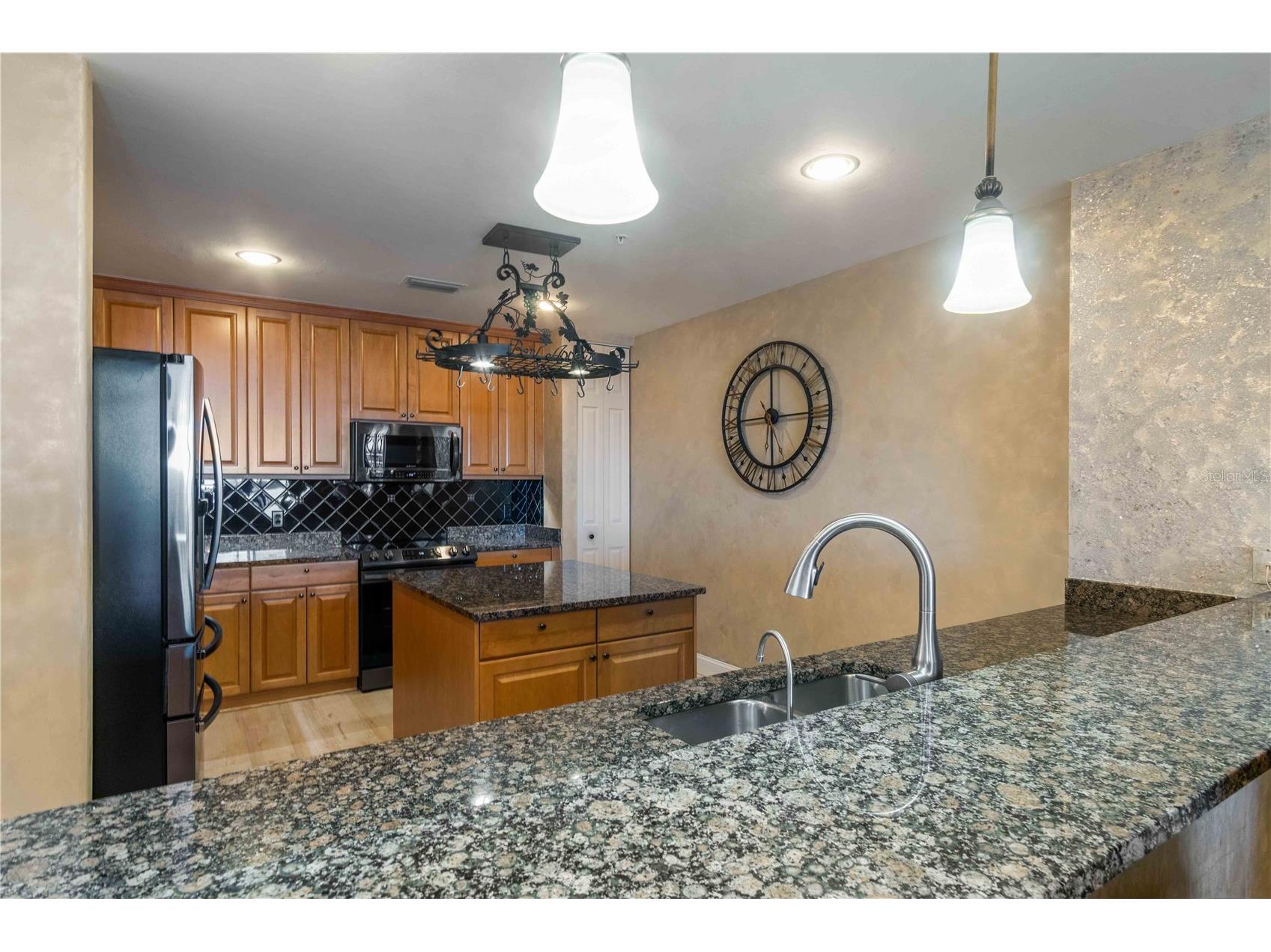 87 Vivante Boulevard #403 Punta Gorda FL 33950 C7521663 image25