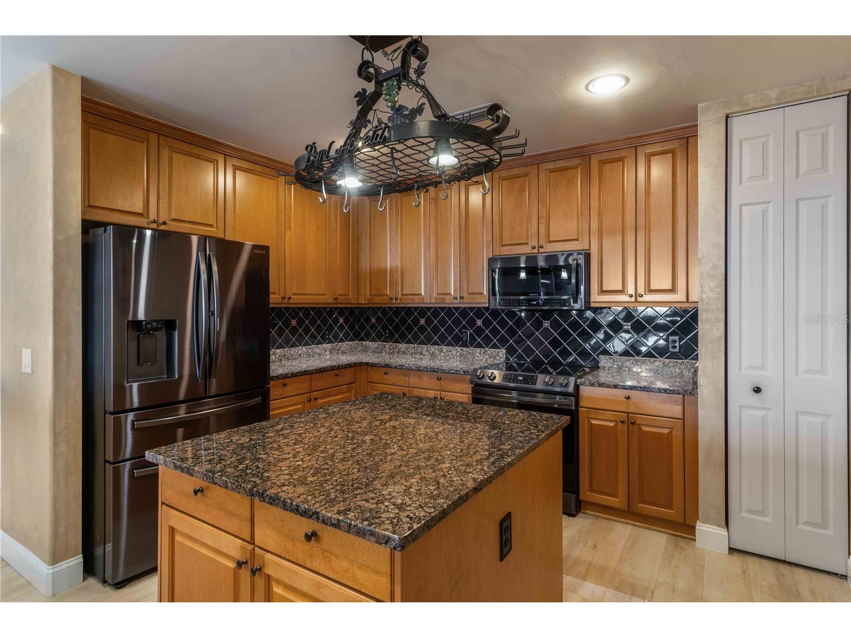 87 Vivante Boulevard #403 Punta Gorda FL 33950 C7521663 image29