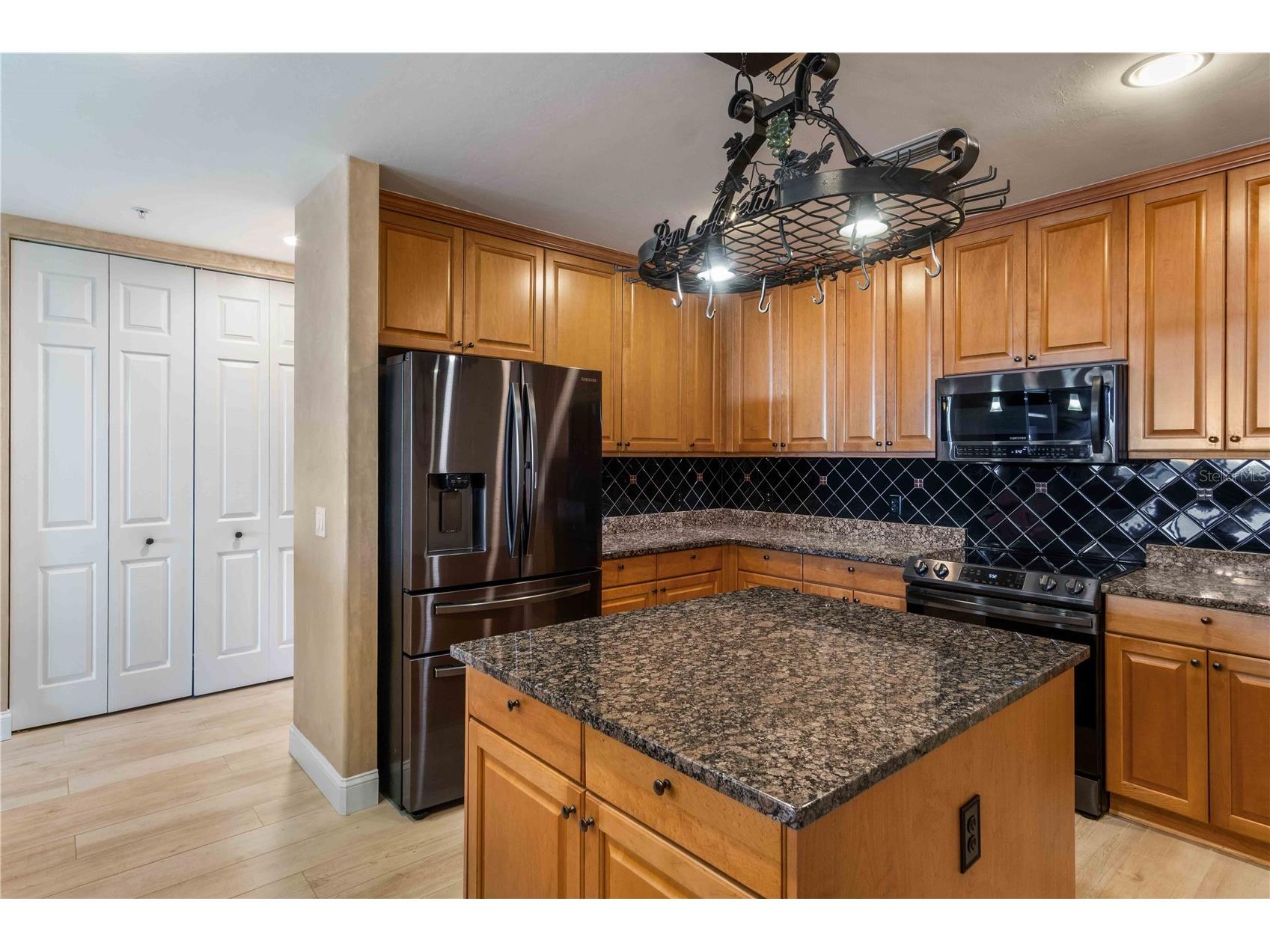 87 Vivante Boulevard #403 Punta Gorda FL 33950 C7521663 image36