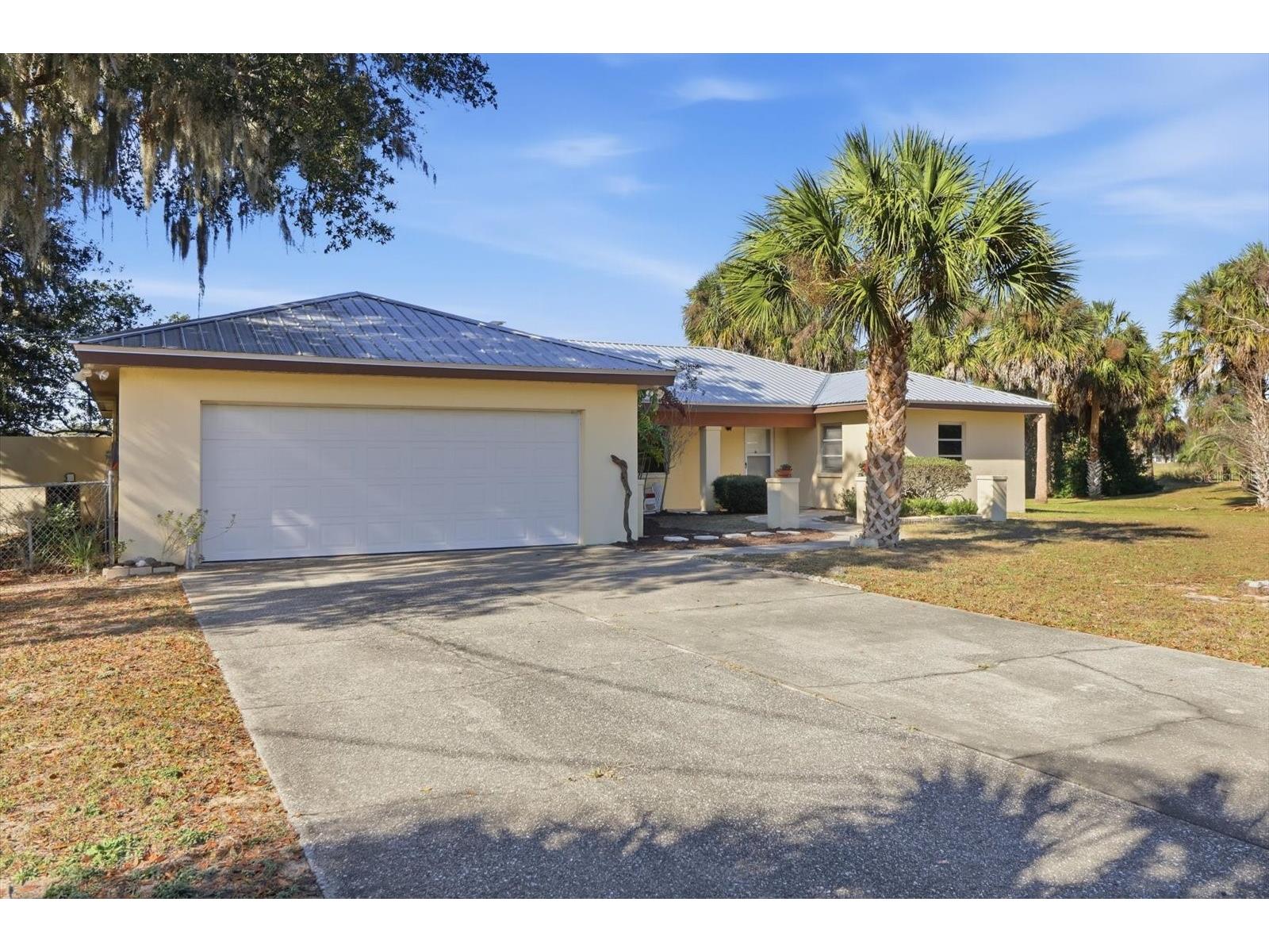 870 N Country Club Drive Crystal River FL 34429 TB8457110 image1