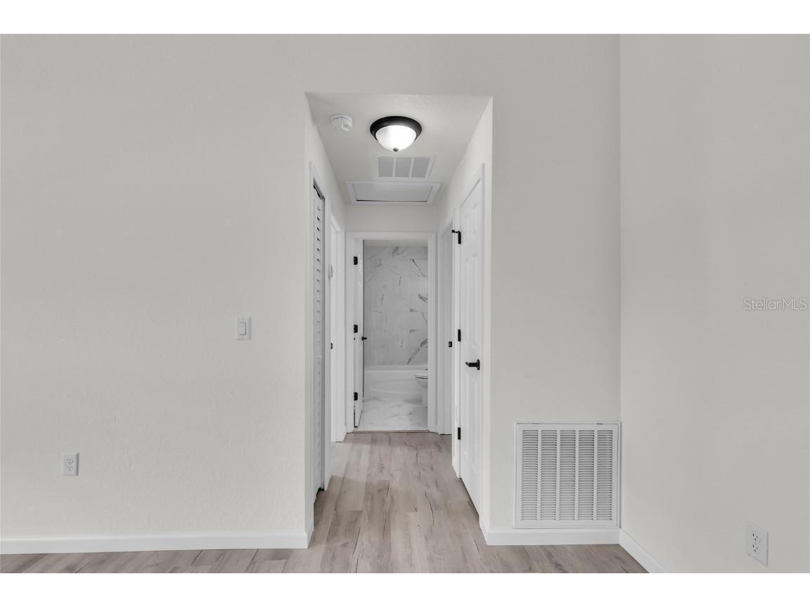 870 NW 69th Street Ocala FL 34475 OM713922 image25