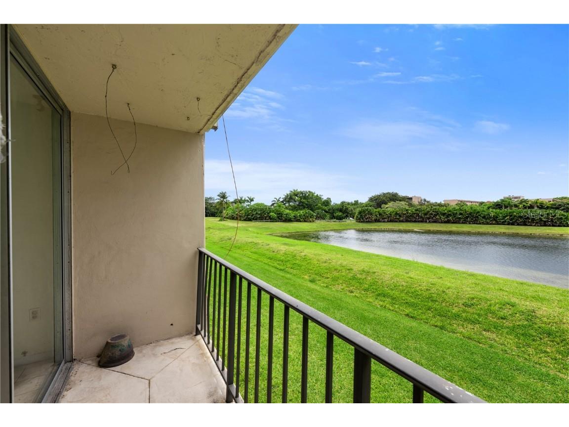 870 NW 87th Avenue #204 Miami FL 33172 GC513572 image1