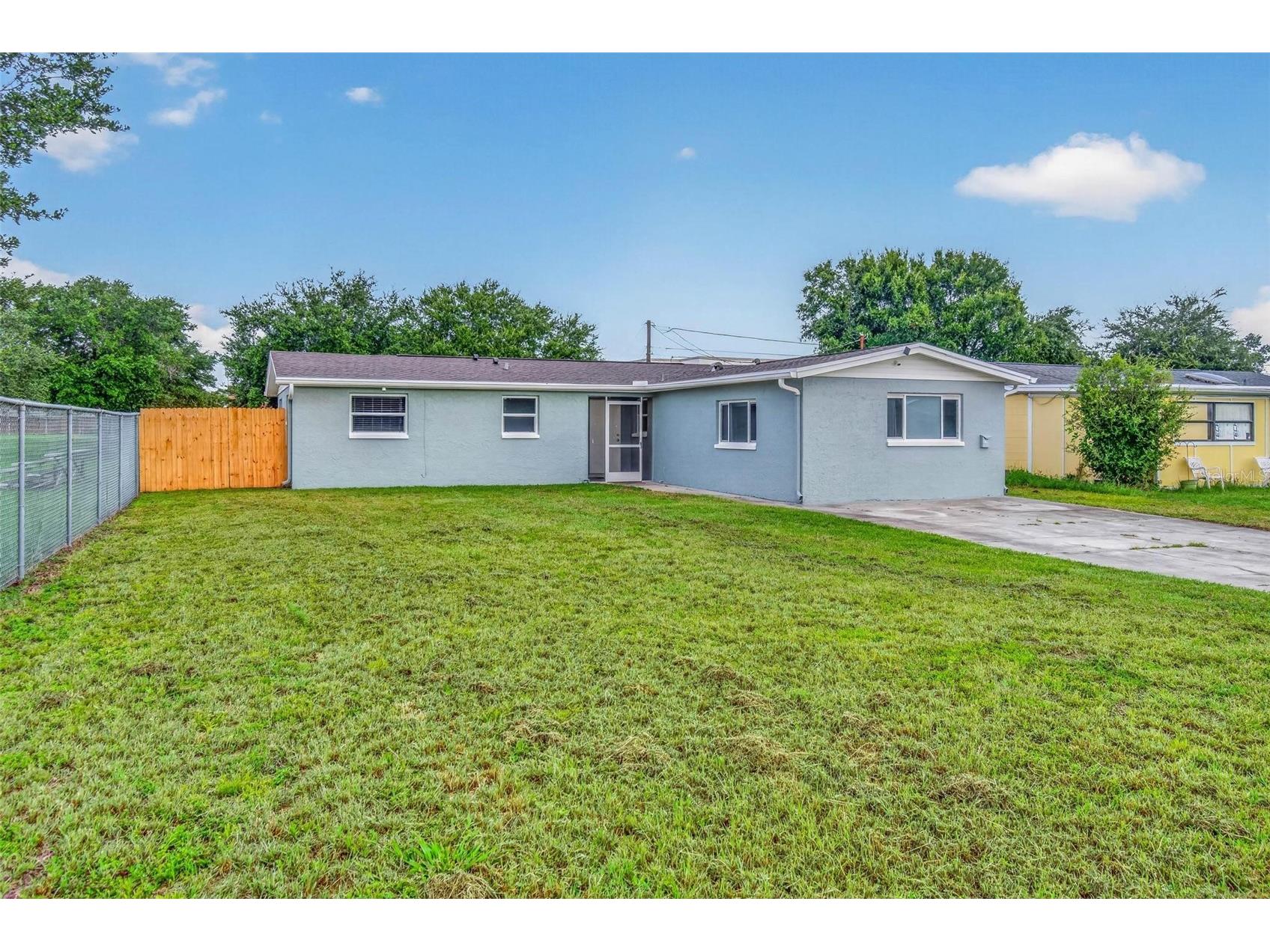 8700 58th Lane N Pinellas Park FL 33782 TB8528735 image1