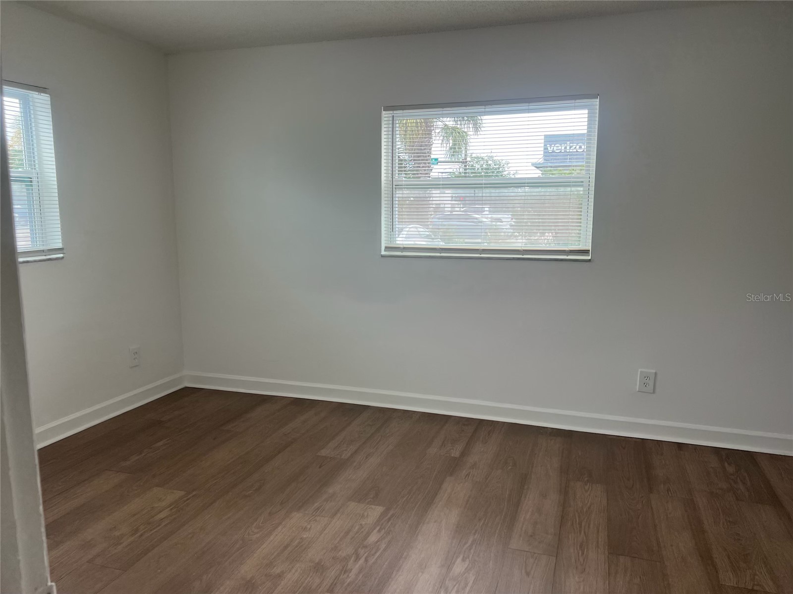 8701 4th Street N #105 Saint Petersburg FL 33702 TB8526539 image12