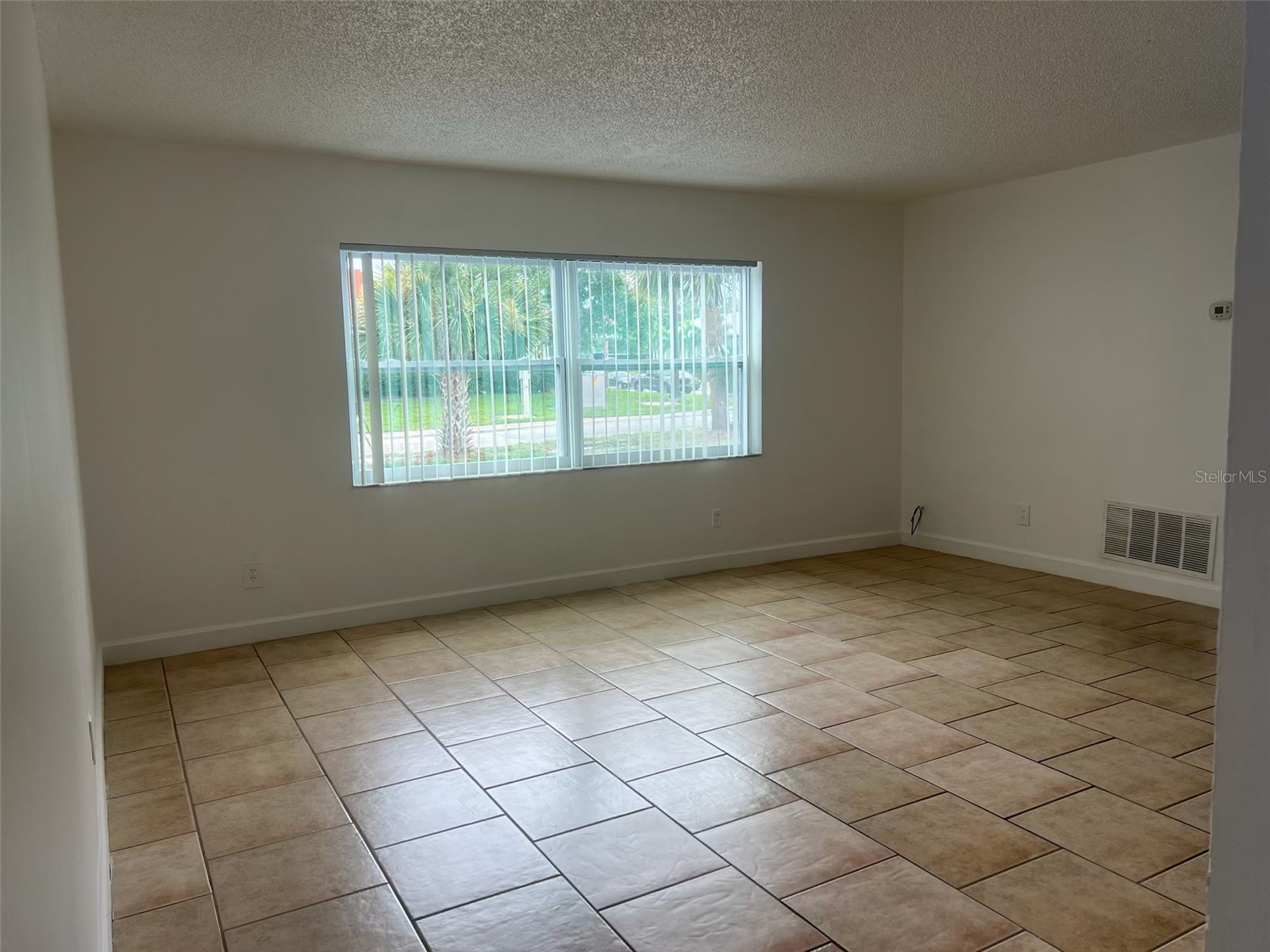 8701 4th Street N #105 Saint Petersburg FL 33702 TB8526539 image6