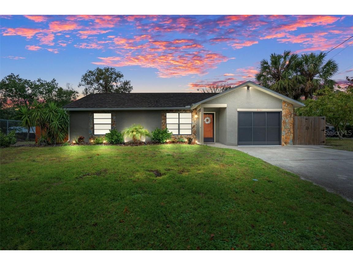 8701 Indies Drive Hudson FL 34667 W7871425 image1