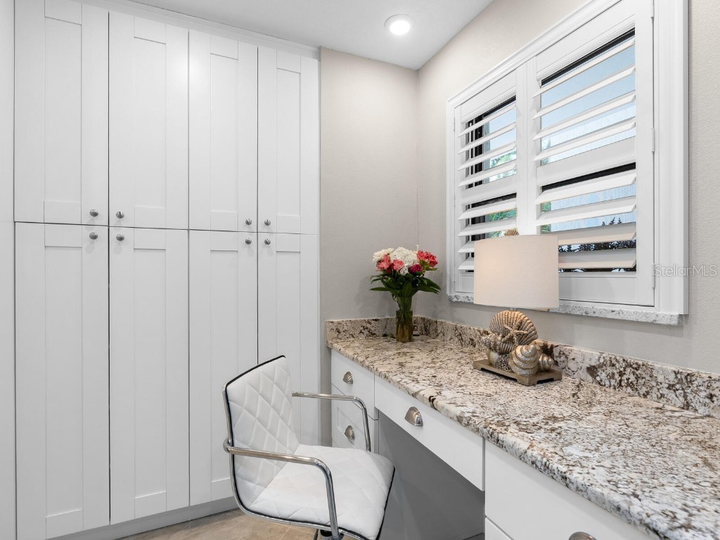 8701 Midnight Pass Road #104 Sarasota FL 34242 - LITTLE SARASOTA BAY A4657368 image10