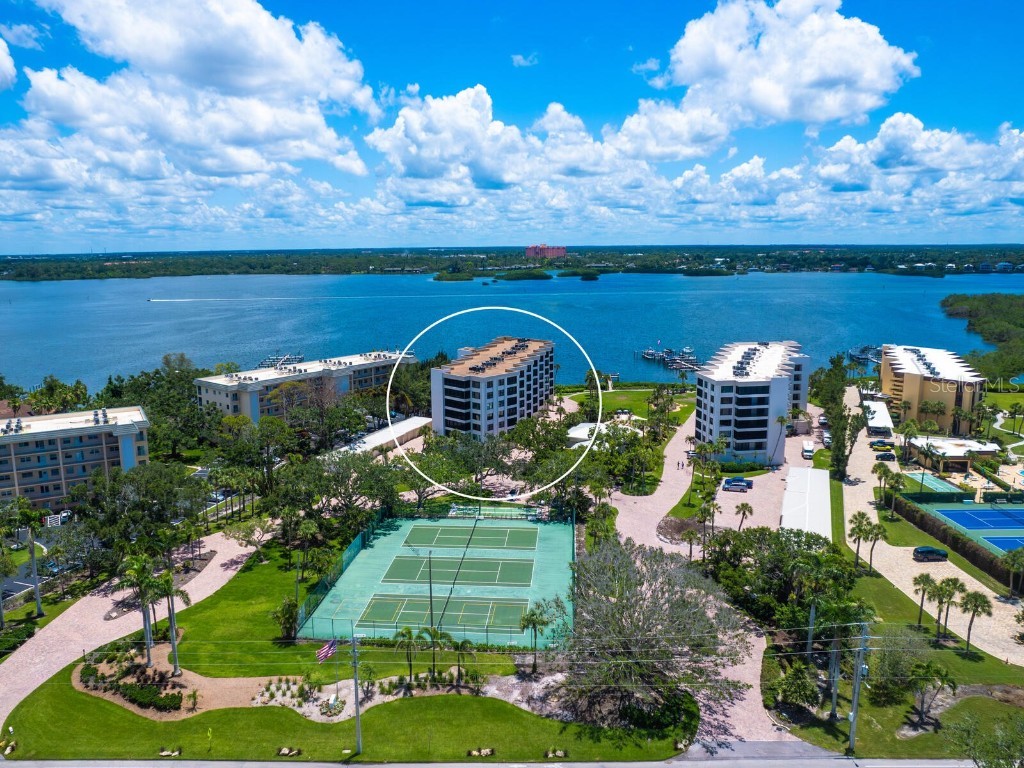 8701 Midnight Pass Road #104 Sarasota FL 34242 - LITTLE SARASOTA BAY A4657368 image3