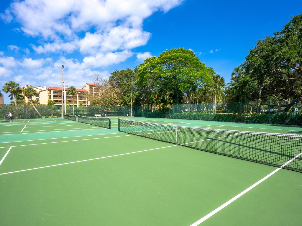 8701 Midnight Pass Road #104 Sarasota FL 34242 - LITTLE SARASOTA BAY A4657368 image38