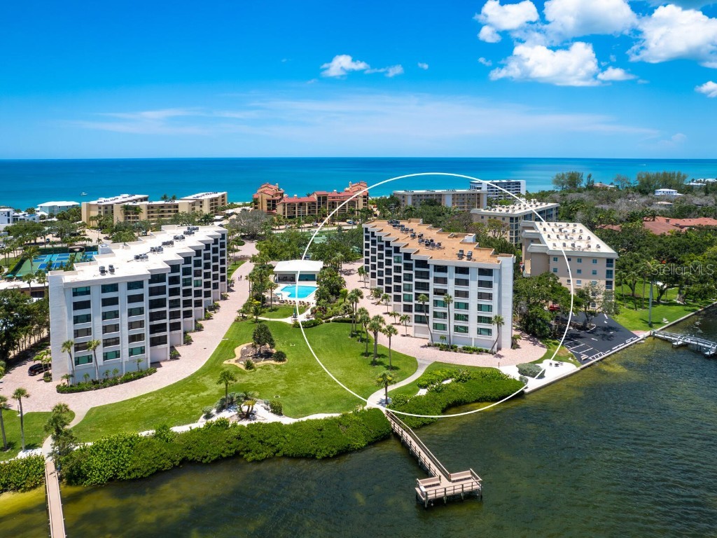 8701 Midnight Pass Road #104 Sarasota FL 34242 - LITTLE SARASOTA BAY A4657368 image4