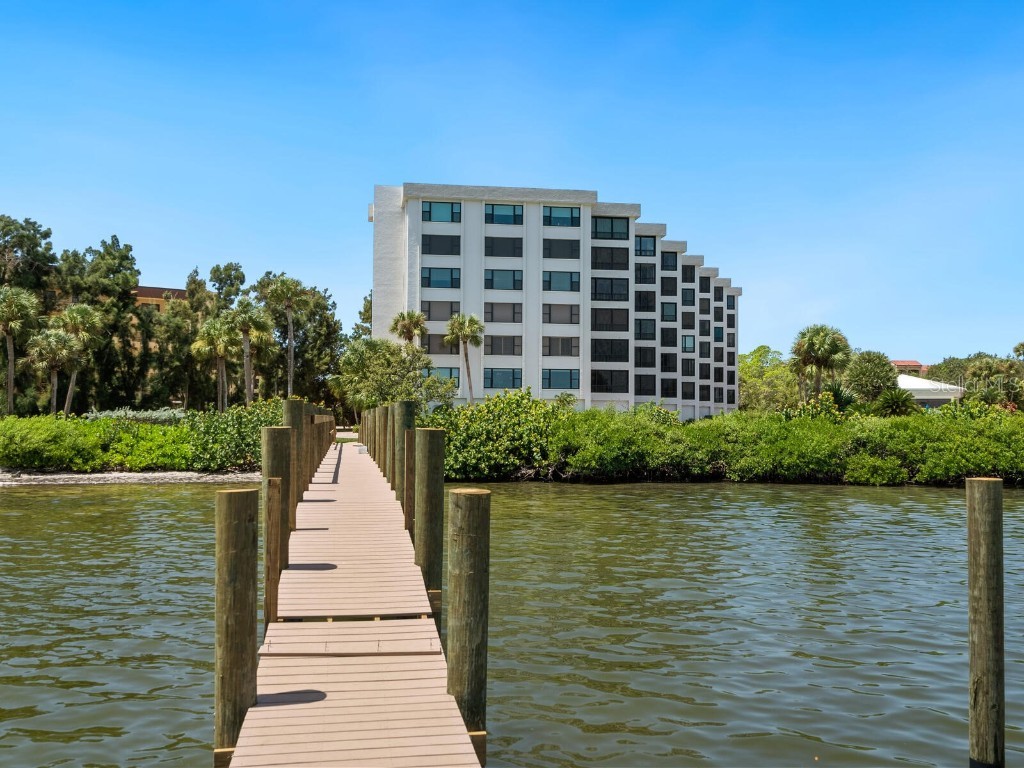 8701 Midnight Pass Road #104 Sarasota FL 34242 - LITTLE SARASOTA BAY A4657368 image41