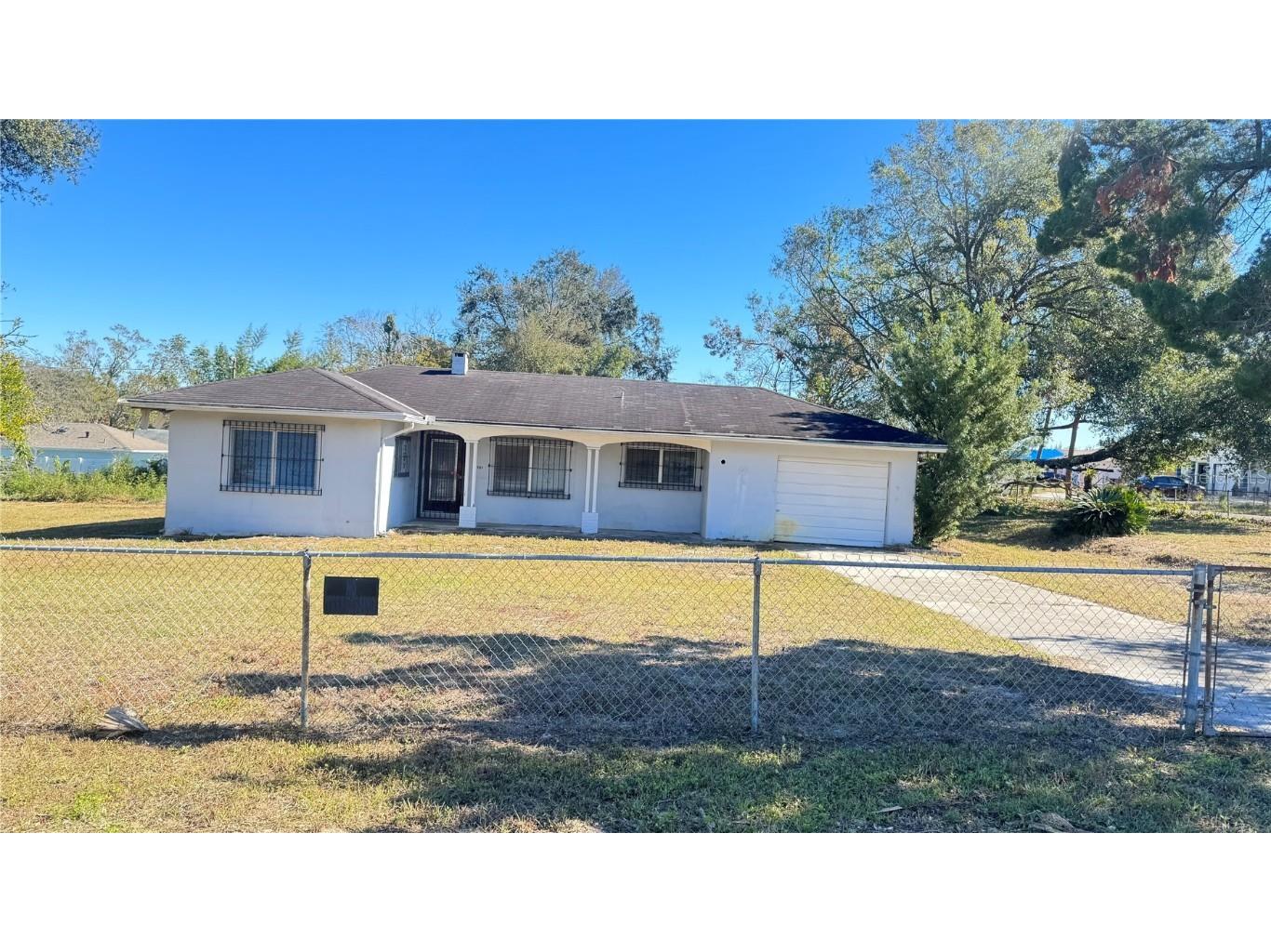 8701 N Temple Avenue Tampa FL 33617 TB8333958 image1