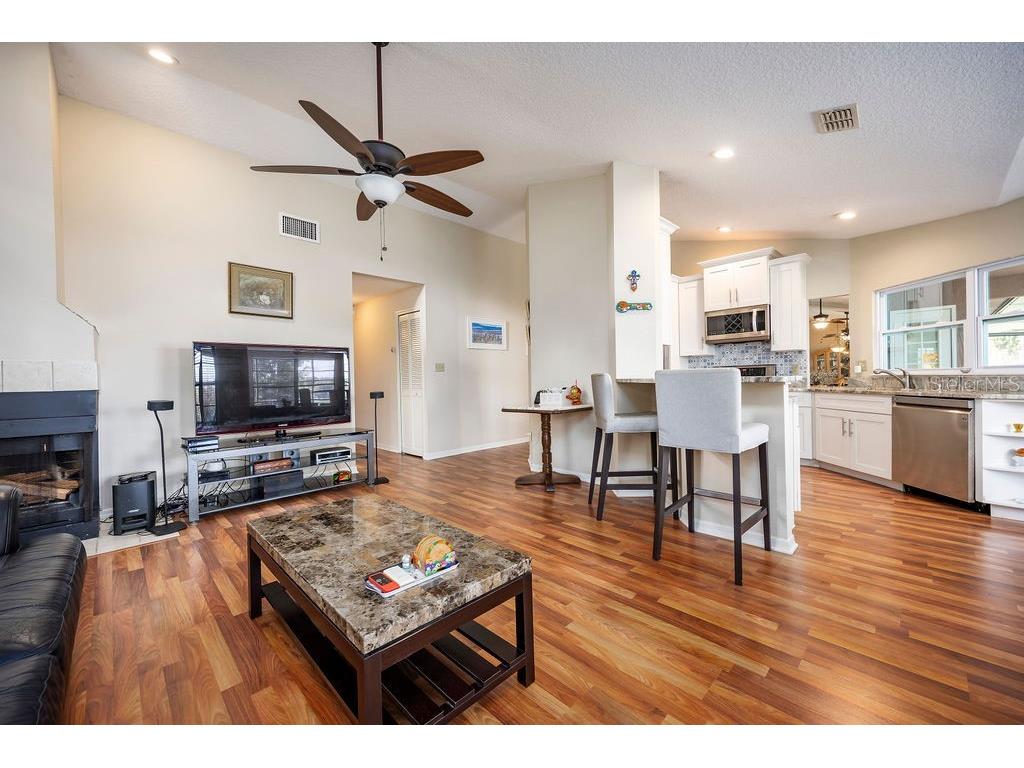 8701 Rose Pointe Court Orlando FL 32835 - LAKE ROSE O6395753 image8