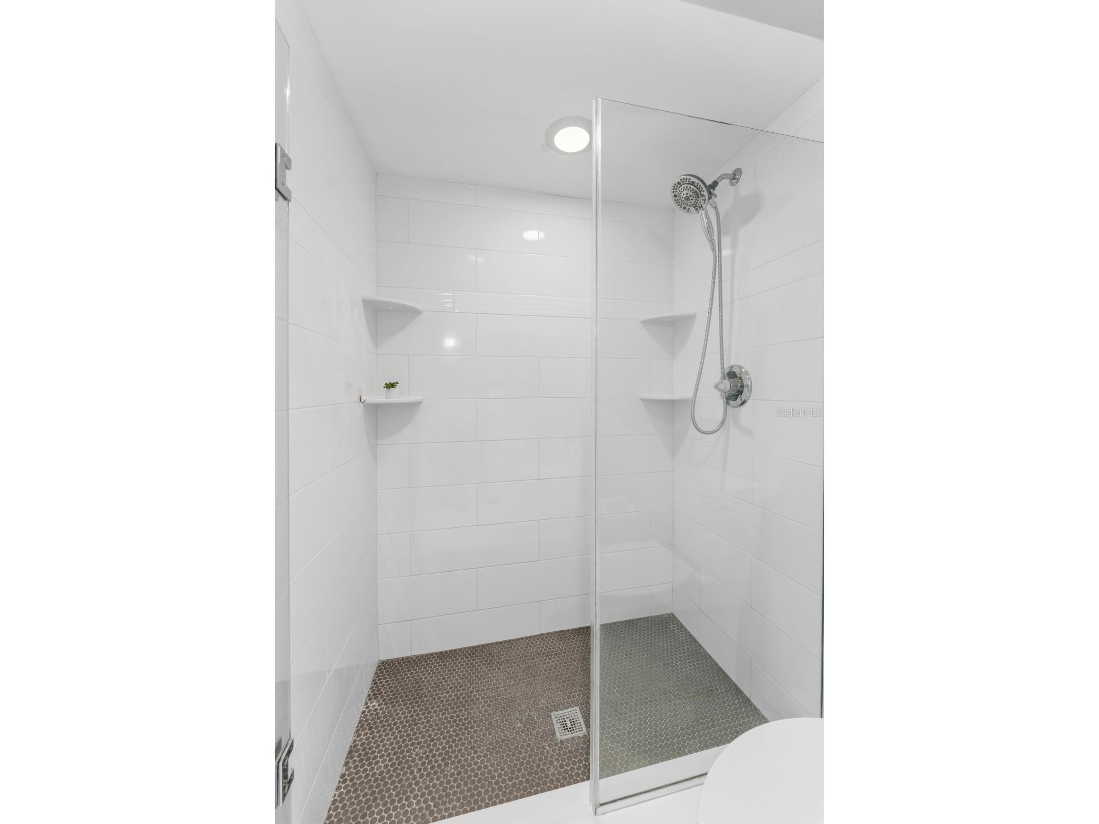 8701 Tantallon Circle Tampa FL 33647 TB8499634 image45