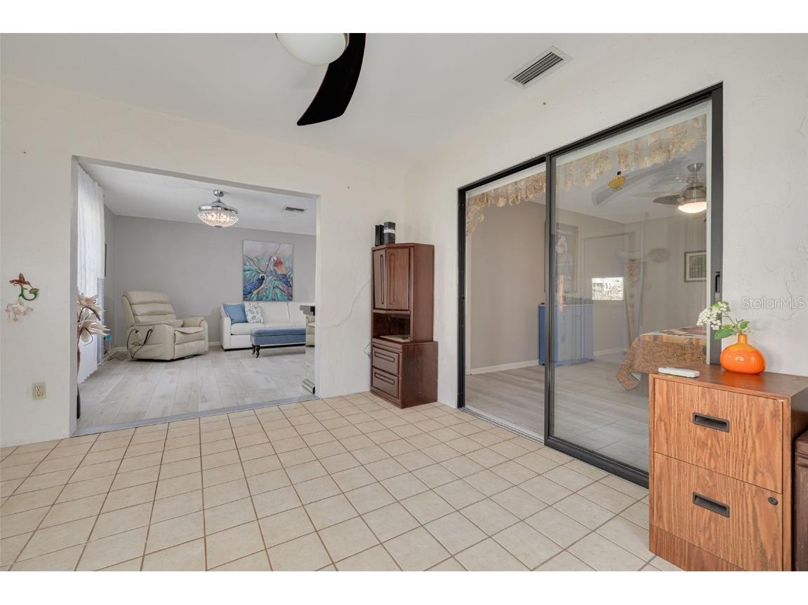 8702 40th Way N Pinellas Park FL 33782 TB8438910 image13