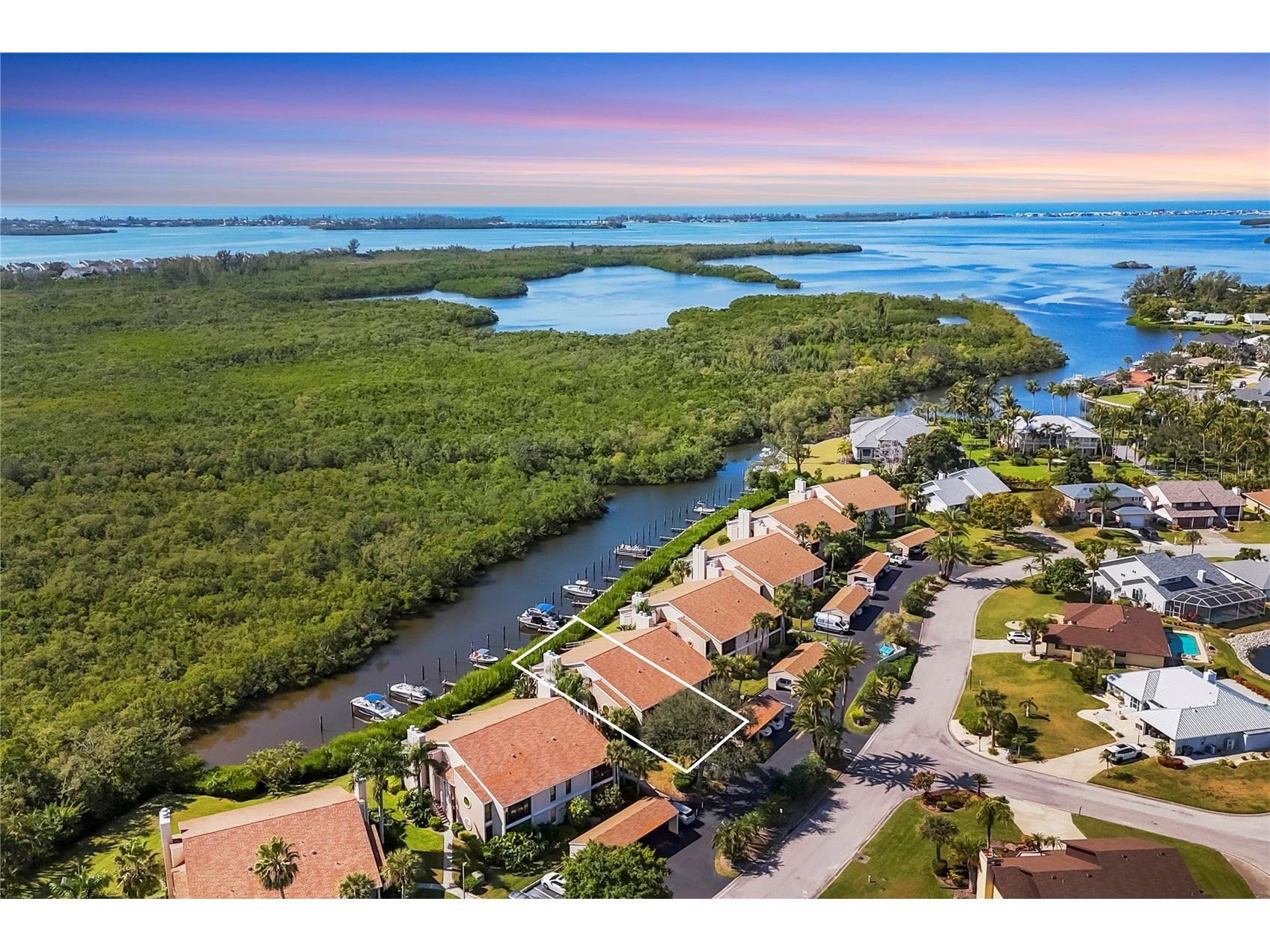8702 54th Avenue W Bradenton FL 34210 A4670267 image1