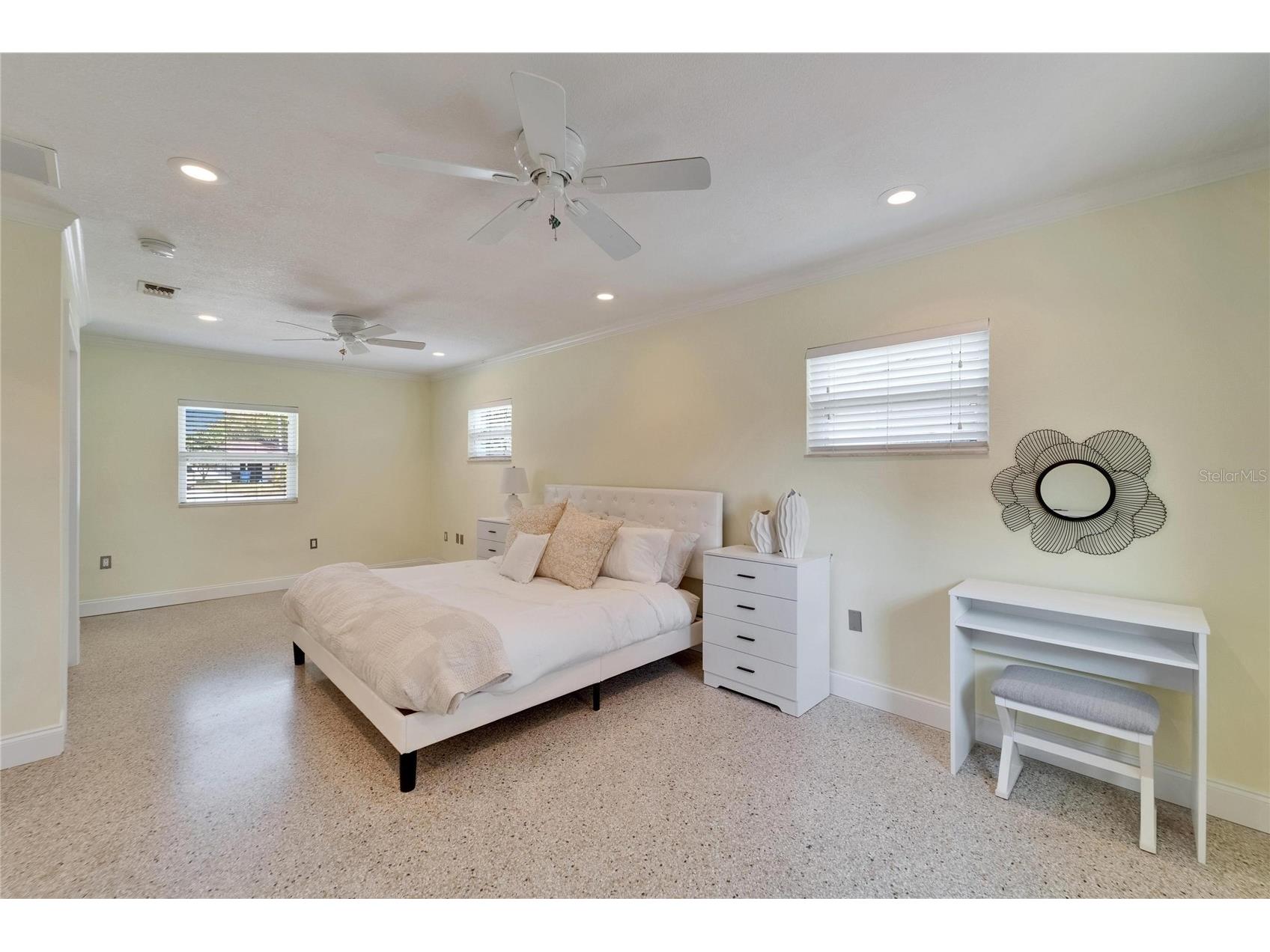 8702 Driftwood Drive Tampa FL 33615 TB8519308 image6