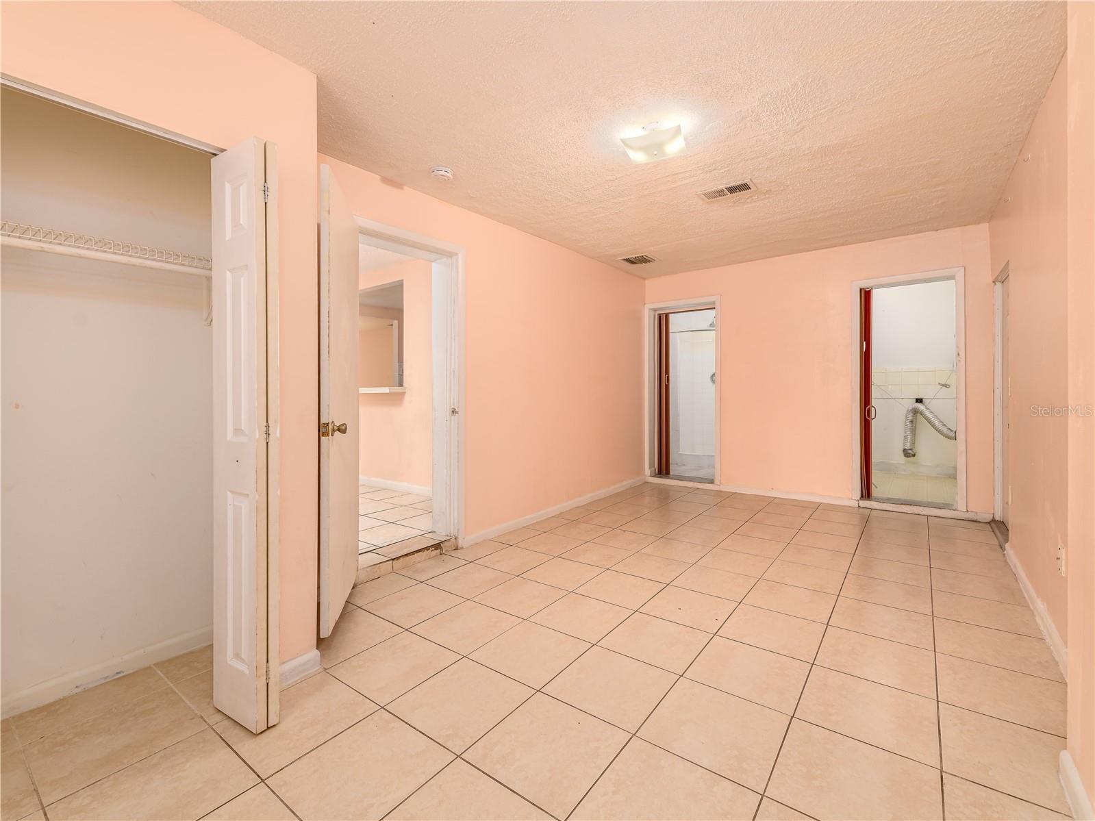 8702 Fish Lake Road Tampa FL 33619 TB8517277 image19