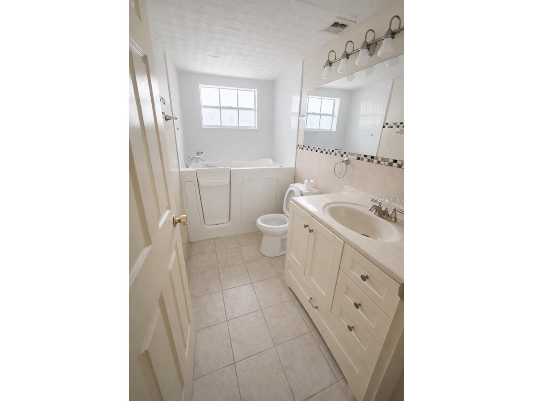 8702 Village Mill Row Hudson FL 34667 TB8489145 image10