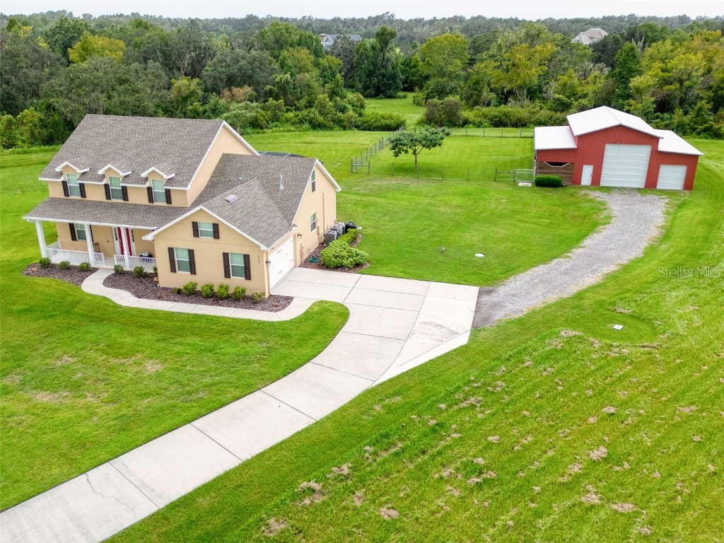 8703 Alafia Hills Drive Plant City FL 33567 TB8427669 image2