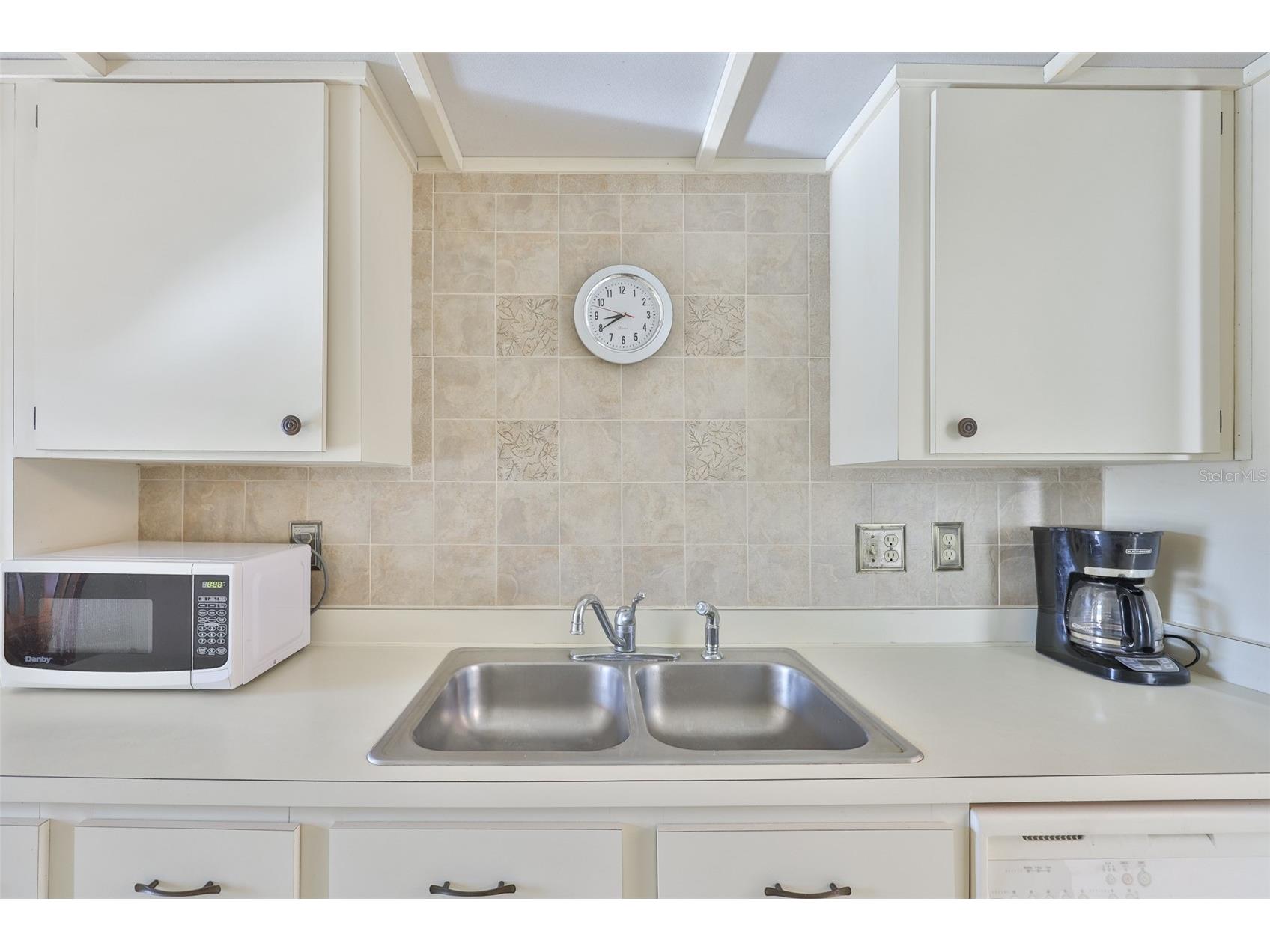 8703 Bardmoor Boulevard #303 Seminole FL 33777 R4911318 image7
