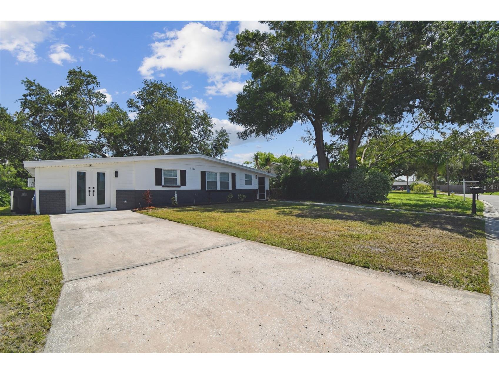 8703 Driftwood Drive Tampa FL 33615 TB8518257 image10