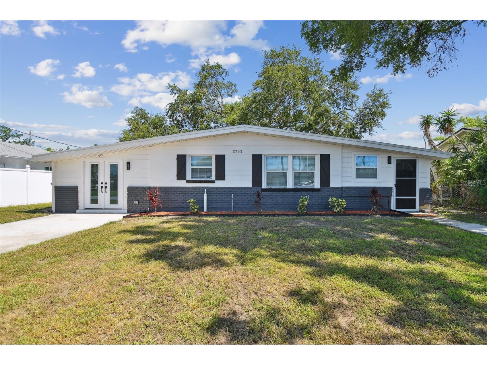8703 Driftwood Drive Tampa FL 33615 TB8518257 image14