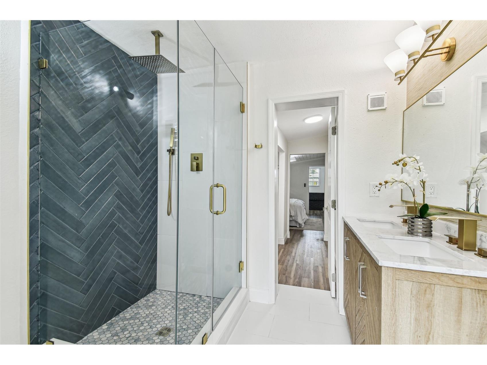 8703 Driftwood Drive Tampa FL 33615 TB8518257 image8