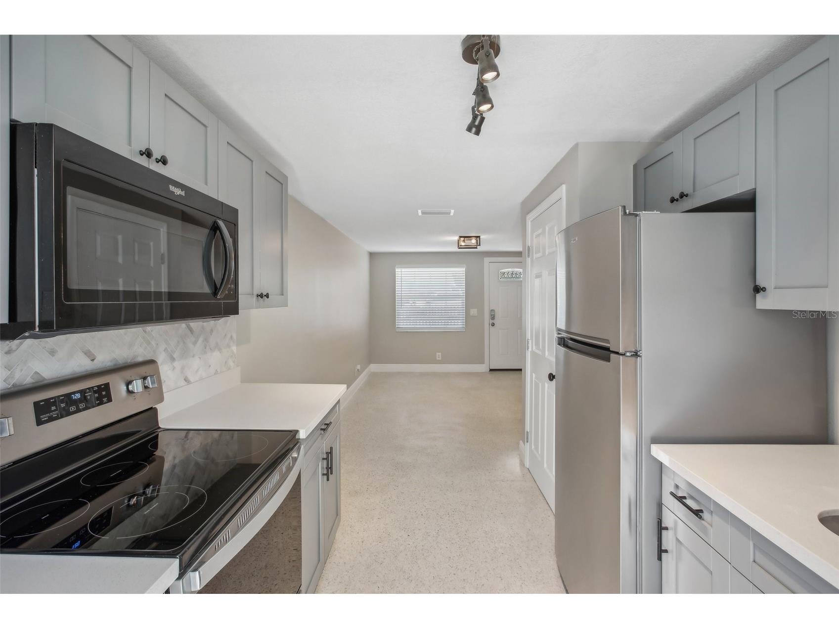 8703 Navajo Avenue Tampa FL 33637 TB8507396 image10