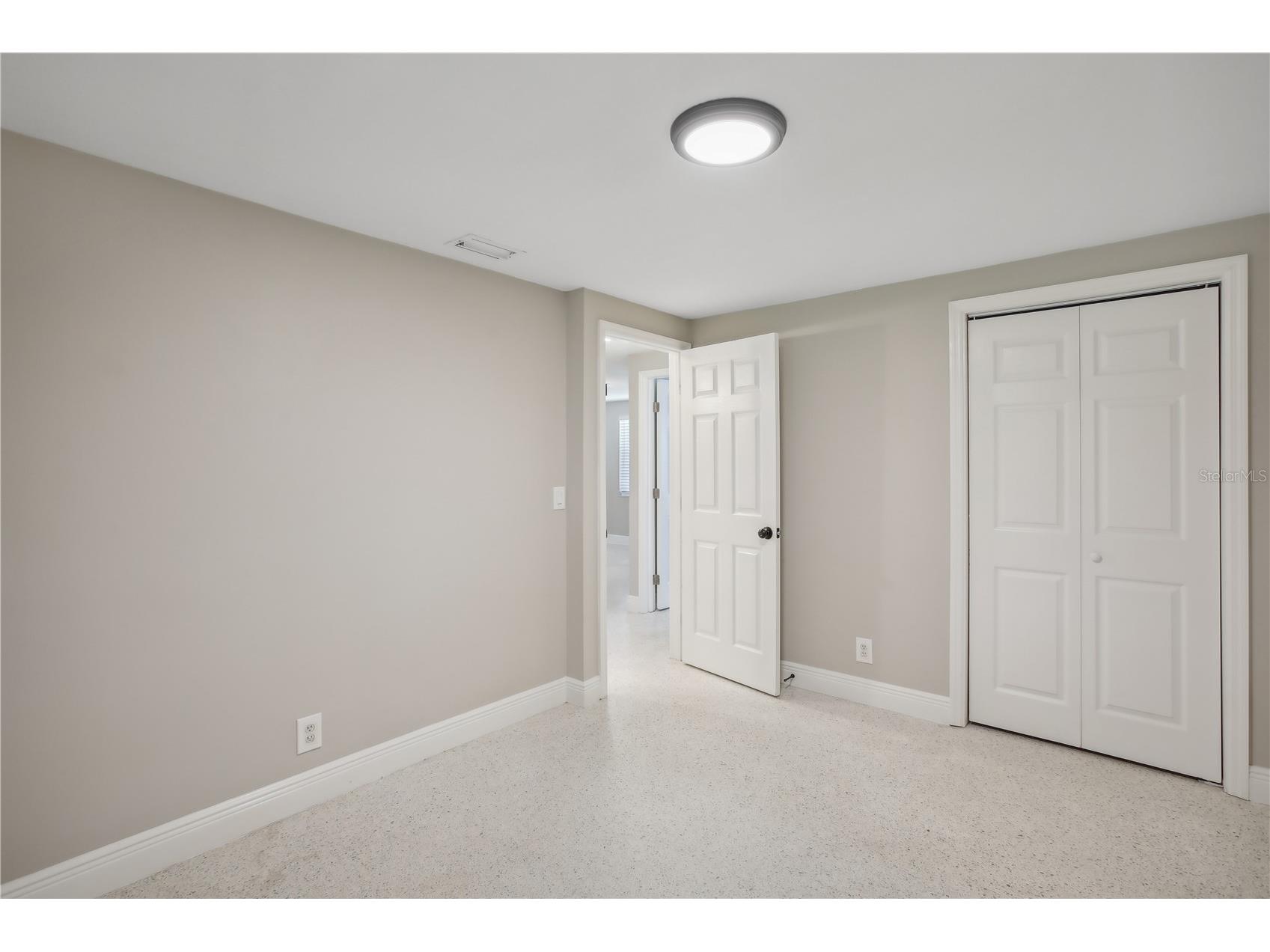 8703 Navajo Avenue Tampa FL 33637 TB8507396 image15