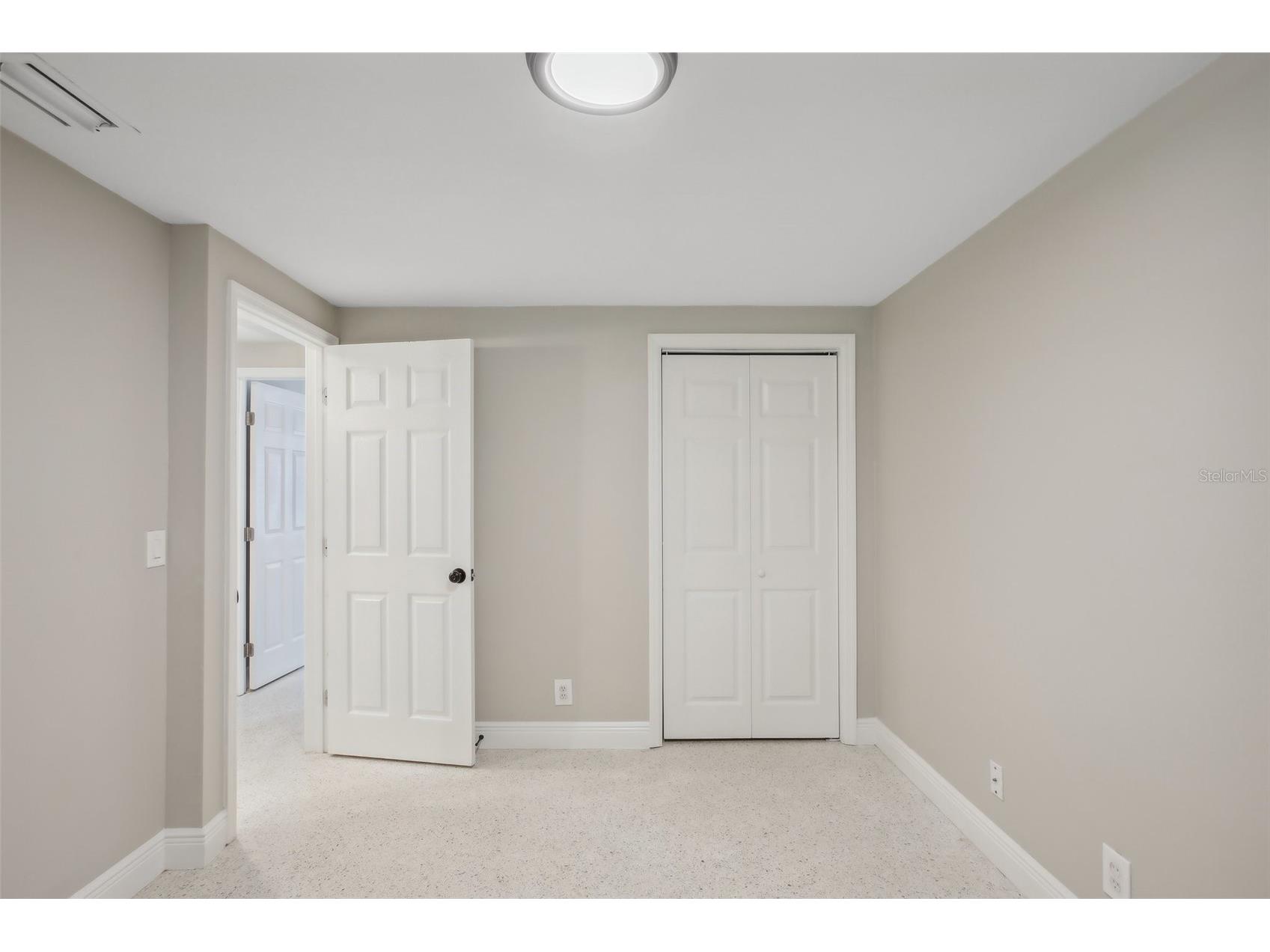 8703 Navajo Avenue Tampa FL 33637 TB8507396 image22