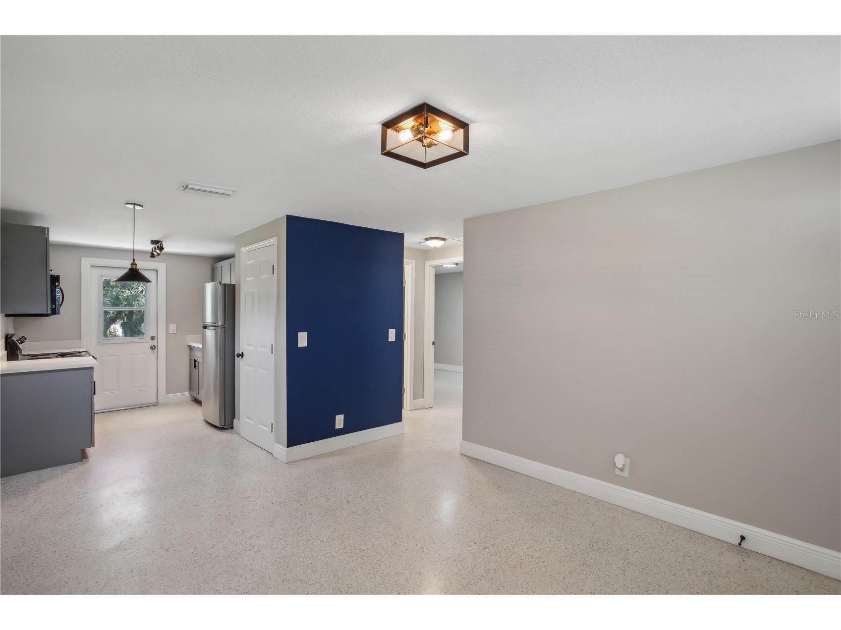 8703 Navajo Avenue Tampa FL 33637 TB8507396 image29