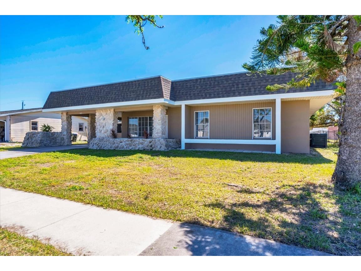 8703 Trionfo Avenue North Port FL 34287 A4601104 image1