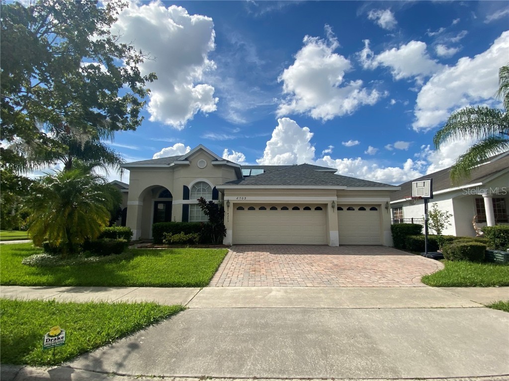 8703 Windsor Pointe Drive Orlando FL 32829 - VISTA LAKE O6043186 image1