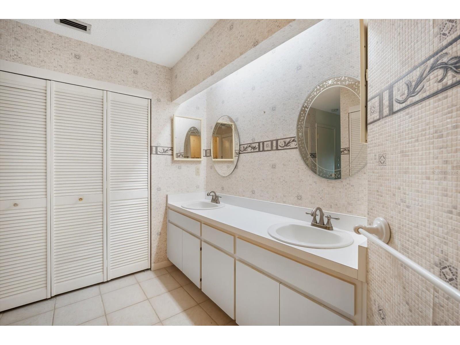 8704 40th Lane N Pinellas Park FL 33782 TB8419008 image20